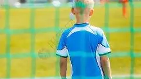 奥尼尔之子揭秘：科比短信截图成手机壁纸，激励自我奋斗